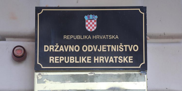 Slobodna Dalmacija – Kinez vodio trgovinu pa utajio milijune, nije platio PDV i carinu, pritvoren je zbog opasnosti od bijega
