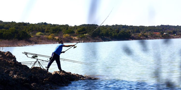 Poziv ribičima: prijavite se za polaganje ribičkog ispita u Biogradu