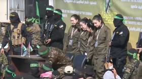 Hamas objavljuje četiri izraelska vojnika (video)