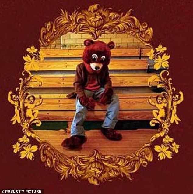 Elementary School Dropout naklon je Kanyeovom Grammyjem nagrađenom debi albumu The College Dropout (na slici)