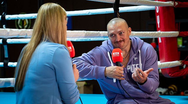 Mail Sport je Usyku predao pismo vojnika uoči njegove borbe s Furyjem prošlog mjeseca