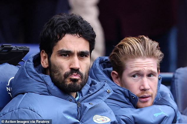 Ilkay Gundogan i Kevin de Bruyne imaju 728 utakmica za City između sebe, ali bi mogli biti isključeni