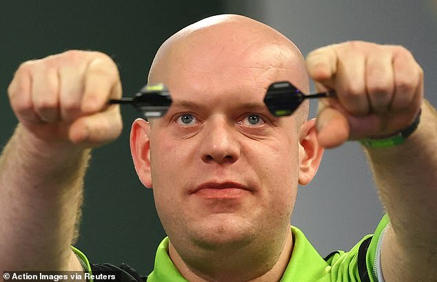 Van Gerwen je napredovao kako je turnir odmicao i osvojio je triler protiv Callana Rydza