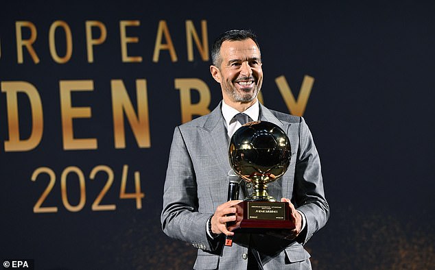 Za posao je zadužen super agent Jorge Mendes, koji je vodio Cristiana Ronalda