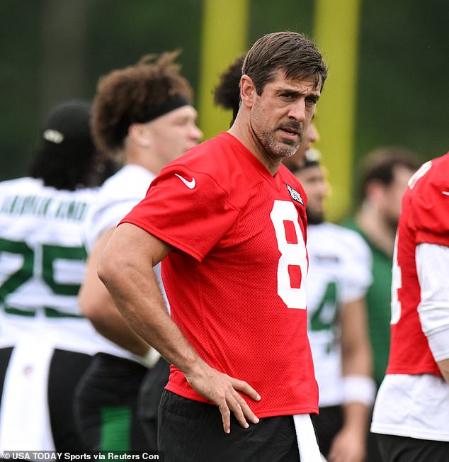 Prošlog mjeseca, Rodgers je otkrio da ima novu djevojku po imenu Brittani, iako nije ulazio u detalje o tome tko je ona ili kako su se upoznali; slikano 2024