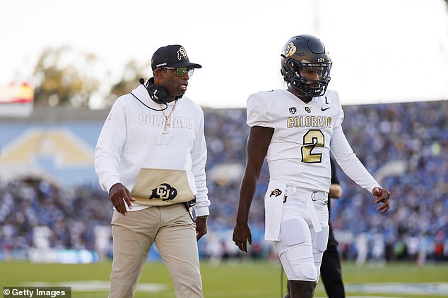 Zatim su ga angažirali Colorado Buffaloesi, pretvorivši ih u program koledža koji morate gledati