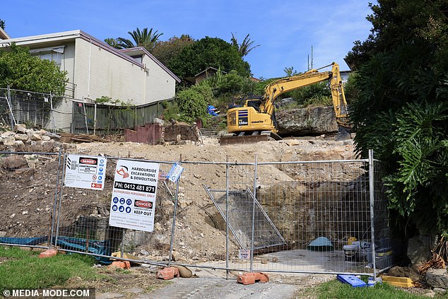 Bager ostaje na imanju