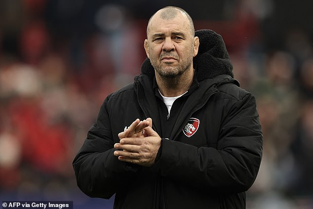 Trener Leicestera Michael Cheika rekao je da je osobno povrijeđen igrom