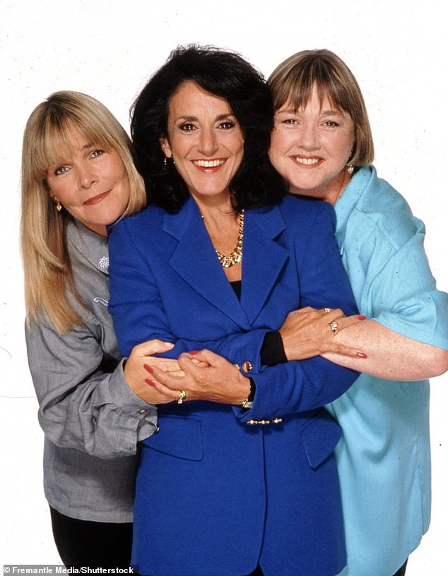 Upućeni su rekli da je bilo 'stvarnih i napetih problema' koji su rezultirali time da je Pauline odbila sudjelovati u emisiji povodom 30. obljetnice, koja je emitirana 2019.