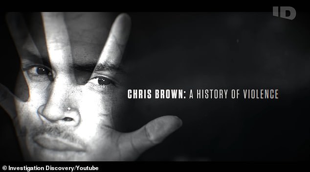 Dobitnik Grammyja nazvao je Warner Bros. Discovery, Ample i producente uključene u sastavljanje i emitiranje dokumentaraca Chris Brown: Povijest nasilja na Istraživačkom otkriću prošle jeseni