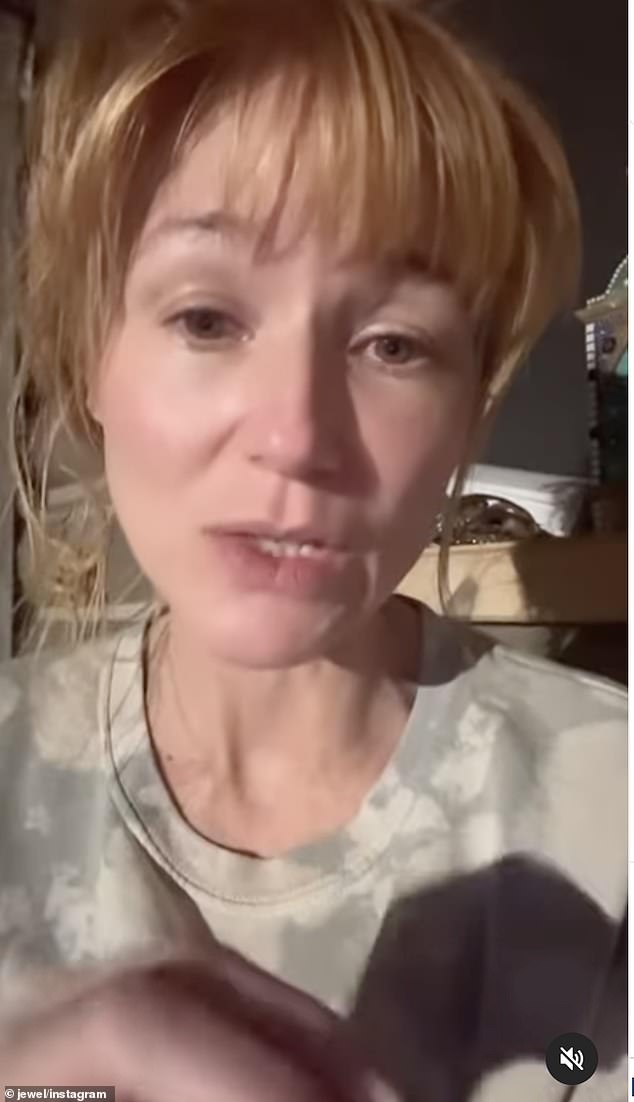 Pjevačica (50) je rekla da je odlučila nastupiti kako bi pomogla u 'oblikovanju politike' koja uključuje mentalno zdravlje