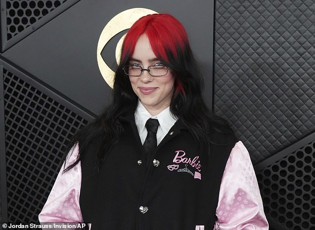 Na trećoj poziciji bila je američka pop zvijezda Billie Eilish (na slici) sa svojim hit pticama pera