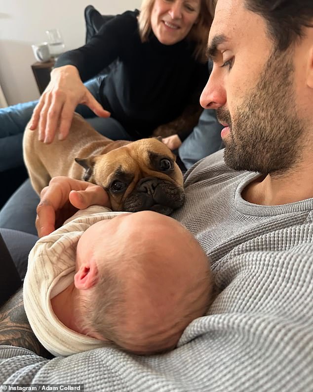 Par, koji je zajedno od 2023. godine, uključio je niz slika prvih trenutaka njihove bebe u svijetu, uključujući susret njihovog francuskog buldoga Lulu