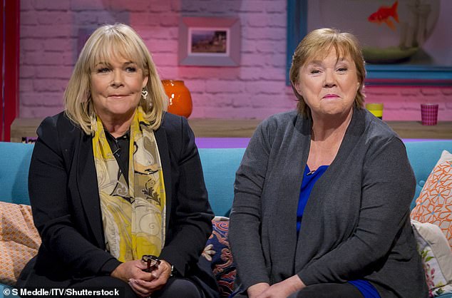 Pauline je glumila u Birds Of A Feather zajedno s Lindom i Lesleyjem Josephom od 1988. do 1999., te u obnovi od 2014. do 2017. (zajedno na slikama 2015.)