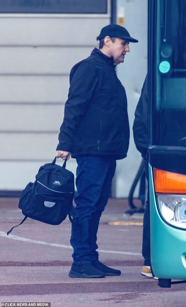 Peter je tada potpuno nestao iz javnog života na godinu dana, a navodno se preselio u Tipperary u Irskoj, gdje su mještani tvrdili da je izgledao kao da je odlučio proći ispod radara