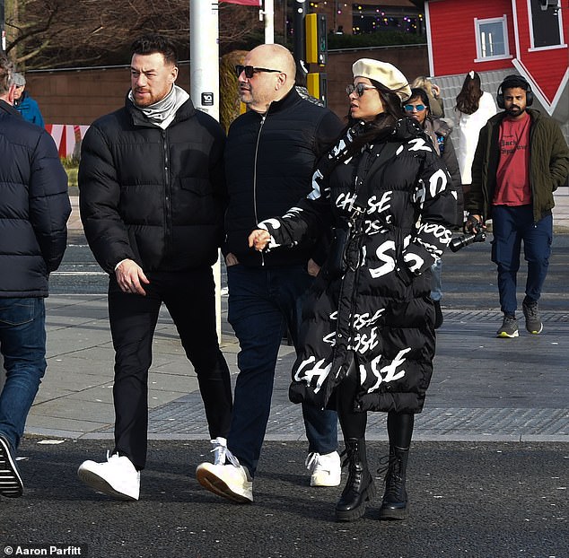 Wynne je viđena u ponedjeljak u centru grada Liverpoola sa strogo CO-Stars Katya Jones i Kai Widdrington