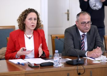 ALARMANTNO URUŠAVANJE ‘Obuljen Koržinek ništa nije promijenila na HRT-u osim što će tisuću ljudi uskoro dobiti otkaze’ | NACIONAL.HR