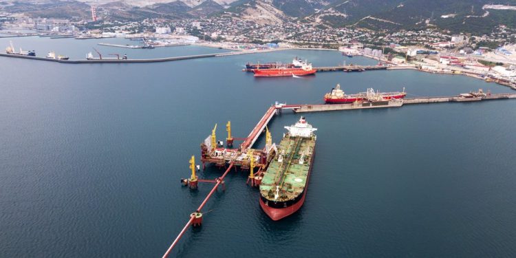 Američke sankcije Rusiji prisiljavaju Indiju da preinači svoju energetsku strategiju — RT India