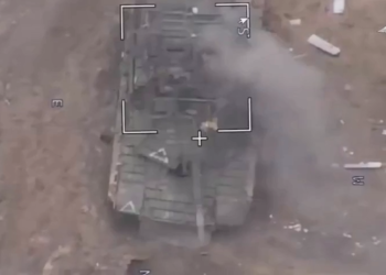 Američki Abrams Tank uništen u ruskoj regiji Kursk (Mod video)-RT Rusija i bivši Sovjetski Savez