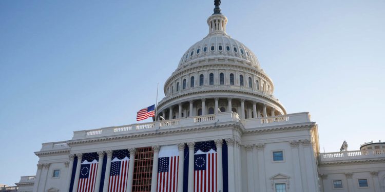 Američki Kongres glasa o transškolskim sportašima — RT World News