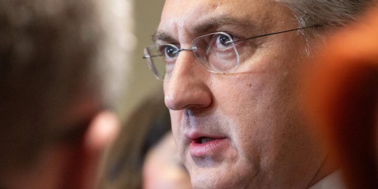 STOŽER HDZ-A Izlazne ankete govore da Dragan Primorac osvaja 22,14 posto glasova | NACIONAL.HR