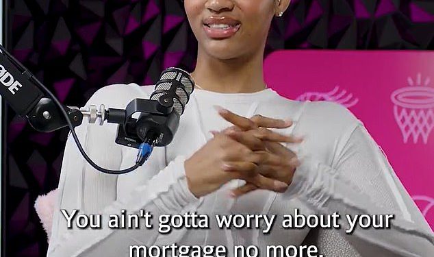 Angel Reese ostavlja mamu u suzama sa zadivljujućom gestom na svom podcastu