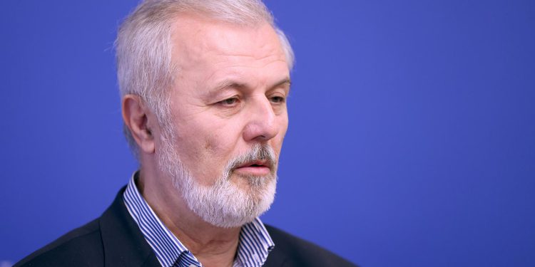 LIVADA, CVIJEĆE, LEPTIRIĆI… Sanader tvrdi da nema nikakvih sukoba, ni u HDZ-u niti između HDZ-a i DP-a | NACIONAL.HR