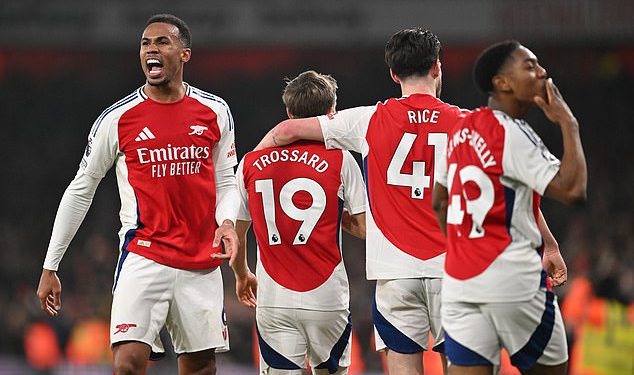 Arsenal 2-1 Tottenham: Topnici su ponovno probudili nade za naslov u Premier ligi povratkom u derbiju sjevernog Londona