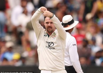 Australska zvijezda kriketa Travis Head vrlo je drsko nasrnuo na indijske navijače kriketa nakon što su njegovu suprugu napali gadnim napadima