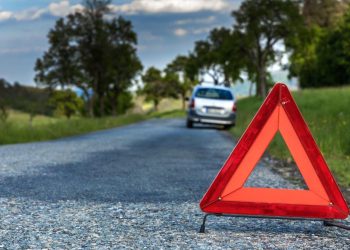 Auto Klub – Europska zemlja zabranjuje sigurnosni trokut jer je ‘opasan po život’. Ovo je novo rješenje