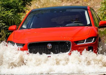 Auto Klub – Jaguar odbio zahtjev mrtvozornika da redizajnira svoj električni SUV: Tko je kriv za smrt dječaka?