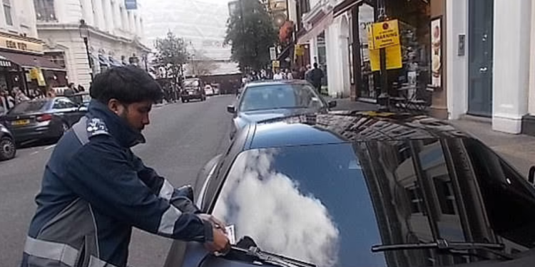 Auto Klub – Koliko ti auto ispušta CO2, toliko platiš: U ovom gradu će naplaćivati parking prema emisijama ispuha