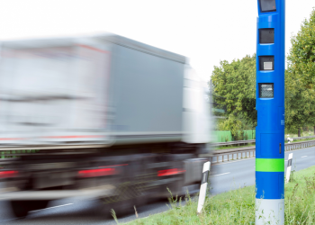 Auto Klub – ‘Naglo koče da ne dobiju kaznu’: Plavi stupovi zbunjuju vozače na njemačkim cestama