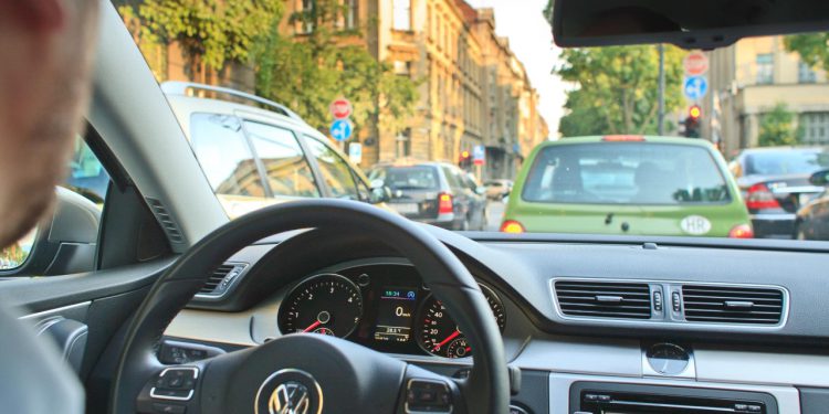 Auto Klub – Samo rijetki je koriste: Ova funkcija vozačima štedi 20 posto goriva