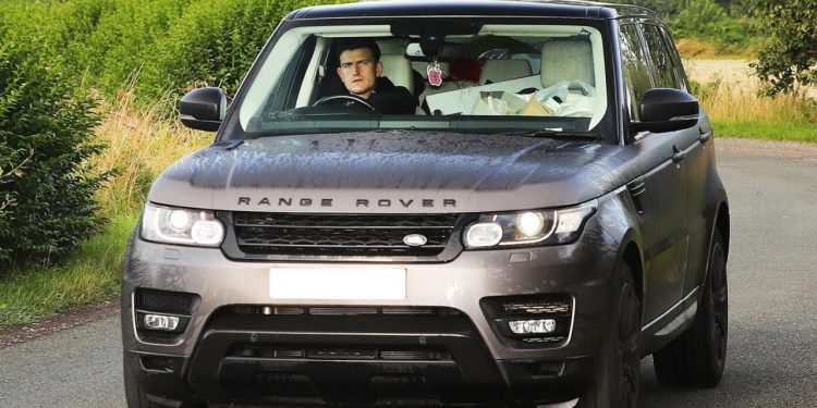 Auto Klub – Spor na terenu, prebrz za volanom: Engleski tragičar ostao bez kapetanske trake i vozačke dozvole