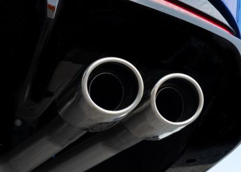 Auto Klub – Vozači koji voze automobile s glasnim ispuhom vjerojatno pate od sadističkih i psihičkih problema