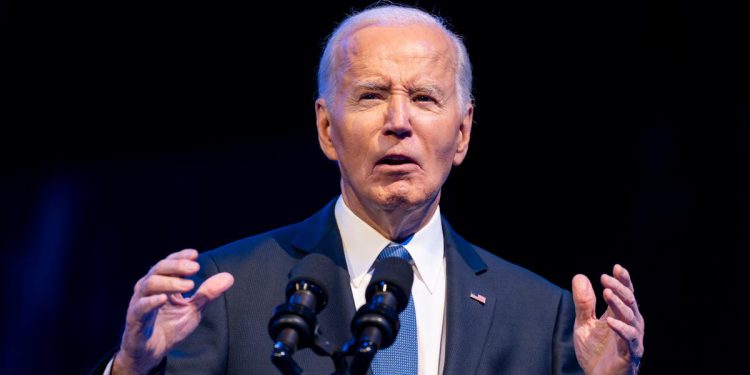 Biden tvrdi da je Amandman o jednakim pravima ‘zakon zemlje’ nakon desetljeća duge borbe za ratifikaciju