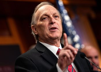 Biggs razmišlja o kandidaturi za guvernera Arizone