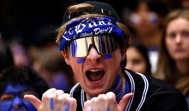 Bijesni košarkaški navijači Miamija i Dukea bijesni su na Tiger Woods i TGL zbog velikog sukoba ESPN-a