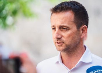 Bilić: “Ovo je prvi put u povijesti našeg radija da je netko bio prisiljen tražiti zaštitu uprave i HND-a”