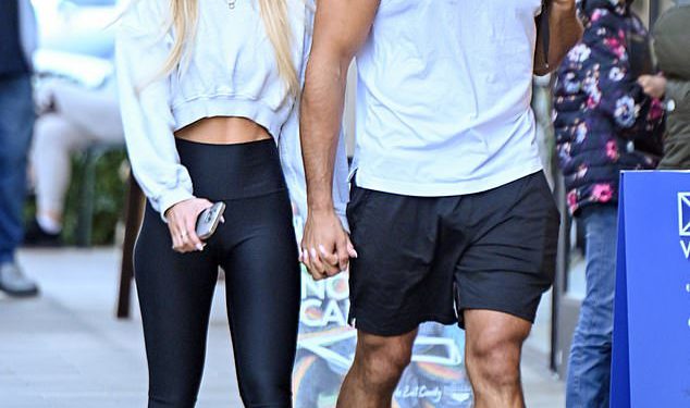 Bivši Britney Spears Sam Asghari drži se za ruke s djevojkom Brooke Irvine nakon vježbanja u teretani u Los Angelesu