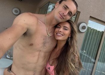 Bizarne navike teniske zvijezde Alexandera Zvereva u spavaćoj sobi otkrila je djevojka Sophia Thomalla