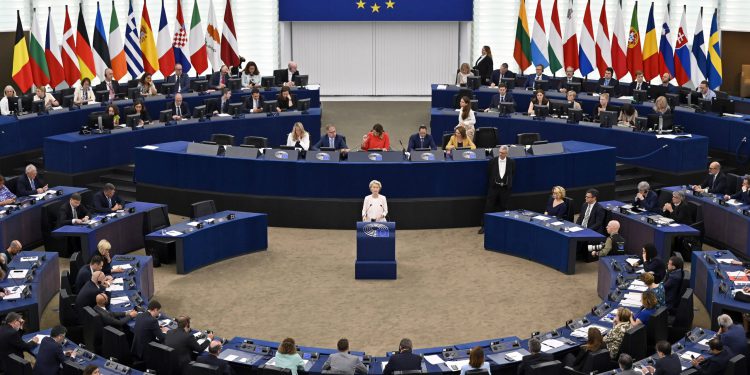 Boje se Trumpvih ucjena: EU očekuje razgovore sa SAD-om po ovom ključnom pitanju