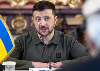 Britanski vojnici trebali bi se pridružiti poslijeratnim mirovnim snagama u Ukrajini, kažu bivši ministri obrane