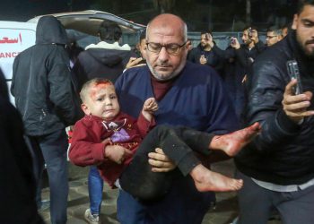 ‘Brojimo sekunde do mira… bombardiranje nije prestalo’ – unutar Gaze