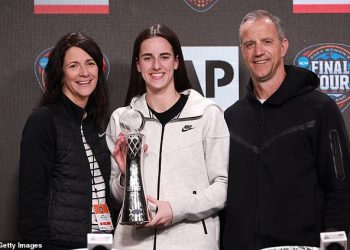 Caitlin Clark otkriva genijalan način na koji su je roditelji zaštitili od slave… i ‘tužne’ stvarnosti zapošljavanja na koledžu