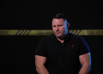 DENIS STOJNIĆ POTPISAO SPORAZUM O PRIZNANJU KRIVNJE Osuđen na godinu zatvora, oduzima mu se novac, policijske značke…