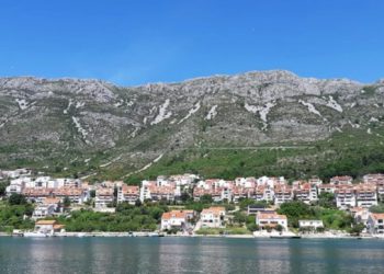 DOK VI DAJETE CIJELU PLAĆU ZA STANARINU Neki gradske stanove dobivaju ‘džabe’, a onda prijete da će ih raznijeti