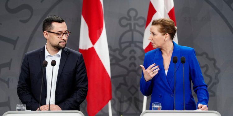Danska je razgovarala s Trumpovim timom o povećanju američke vojne prisutnosti na Grenlandu, stoji u izvješću