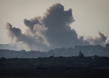 Dogovor o prekidu vatre između Izraela i Hamasa na oštrici noža dok Netanyahu prijeti daljnjim borbama